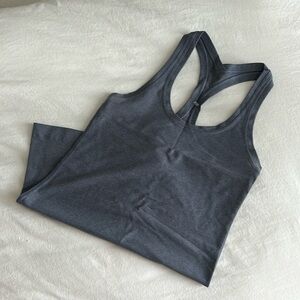 Lululemon Tank Top | Size 4 or 6 (tag cut out) - fits like a Small!